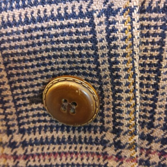 Harve' Bernard vintage plaid wool blend button front jacket with shoulder pads - Picture 9 of 13